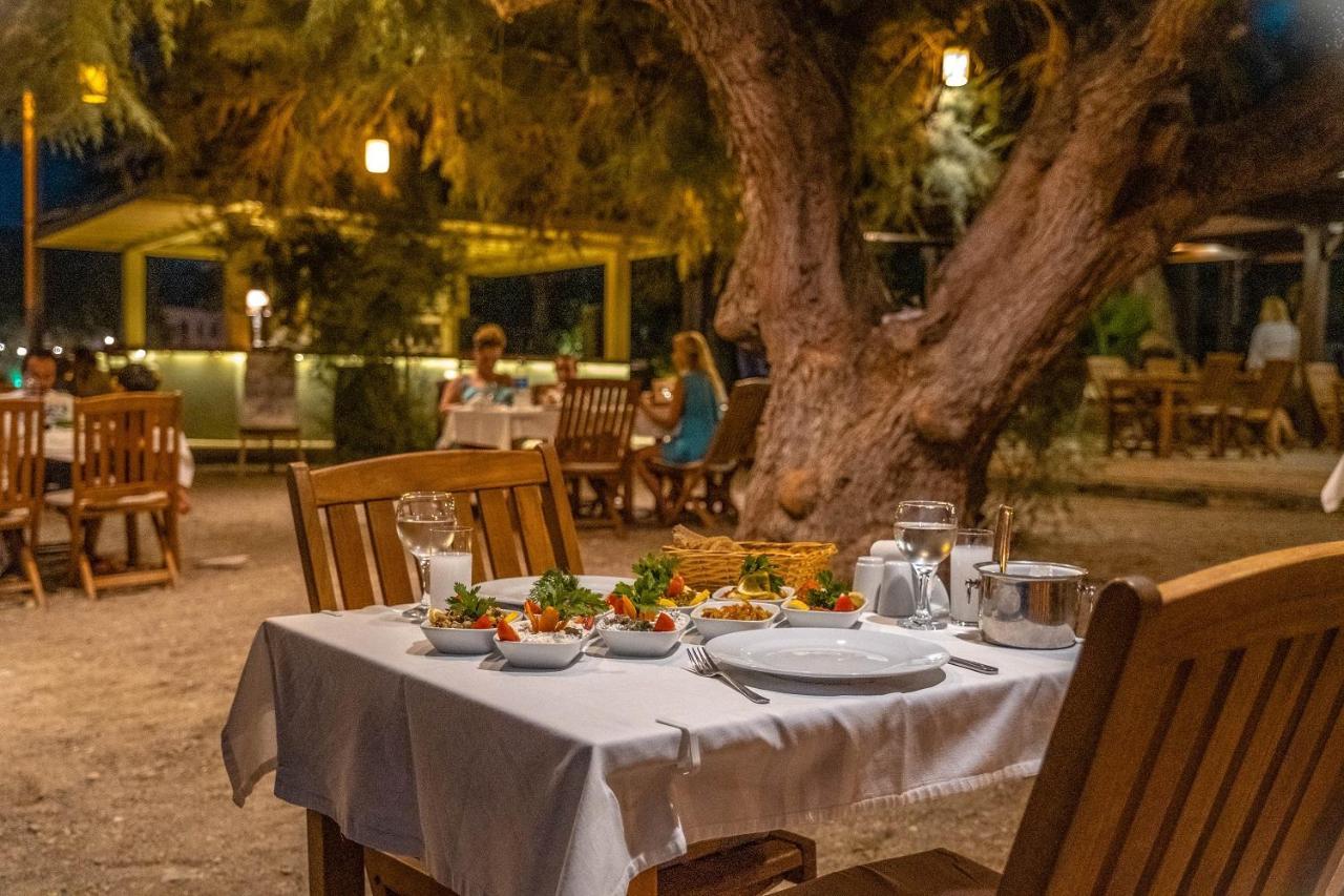 Selvi Beach Hotel Голтуркбуку Екстер'єр фото